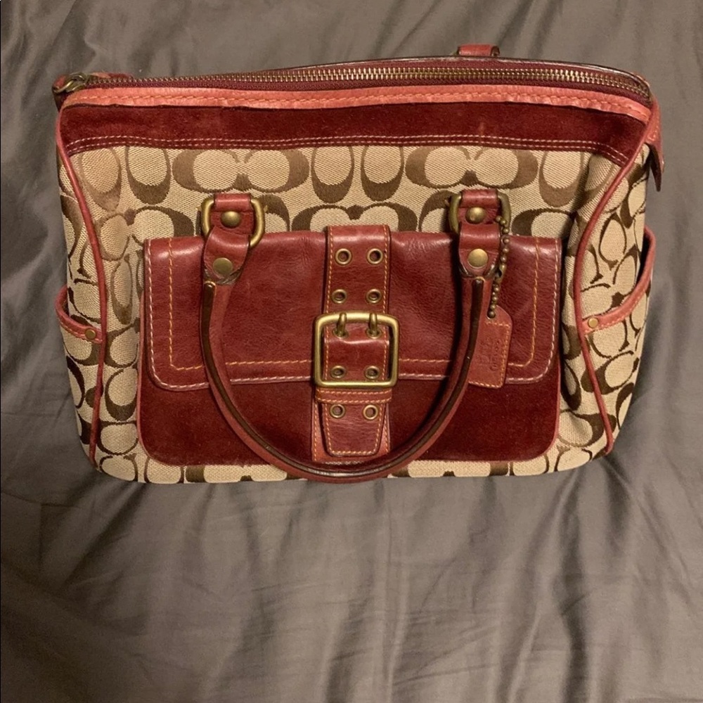 Like New condition Coach Purse